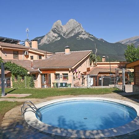 Bungalows Del Camping Pedraforca Saldes Bagian luar foto